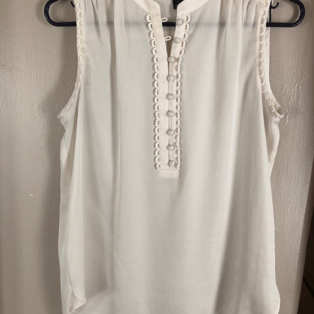 Button up tank